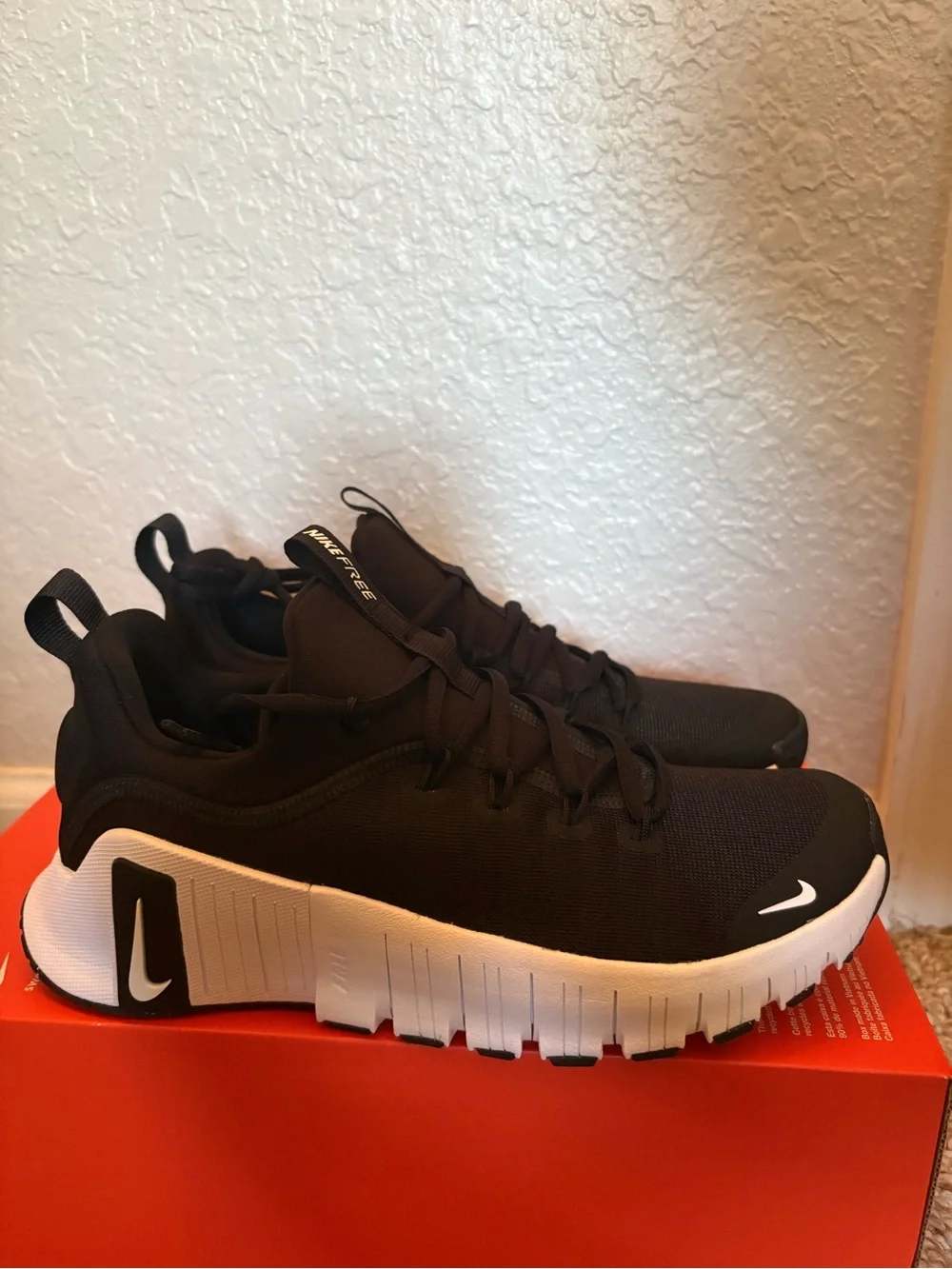 Wmns Nike Free Metcon ‼️STEAL‼️ Multiple Sizes